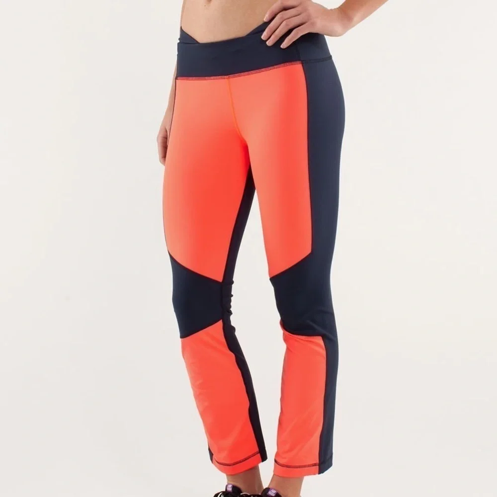 Lululemon Pump It Up Pant *small stain*